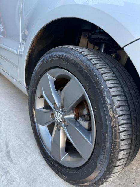 VOLKSWAGEN Fox 1.6 4P FLEX CONNECT I-MOTION AUTOMATIZADO, Foto 9