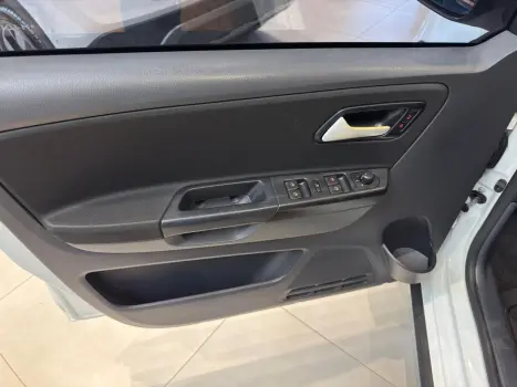 VOLKSWAGEN Fox 1.6 4P FLEX MSI XTREME, Foto 7