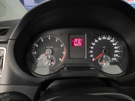 VOLKSWAGEN Fox 1.6 4P TREND FLEX, Foto 8