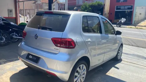 VOLKSWAGEN Fox 1.6 4P TRENDLINE FLEX, Foto 4