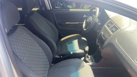 VOLKSWAGEN Fox 1.6 4P TRENDLINE FLEX, Foto 9