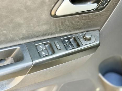 VOLKSWAGEN Fox 1.6 4P MSI COMFORTLINE FLEX, Foto 12