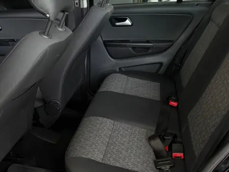 VOLKSWAGEN Fox 1.6 4P FLEX I-MOTION AUTOMATIZADO, Foto 9