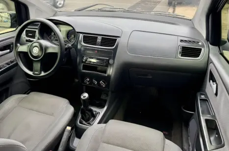 VOLKSWAGEN Fox 1.6 4P TREND FLEX, Foto 7