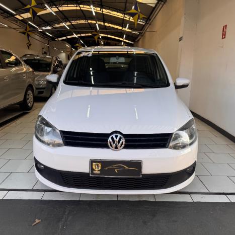 VOLKSWAGEN Fox 1.6 4P, Foto 2