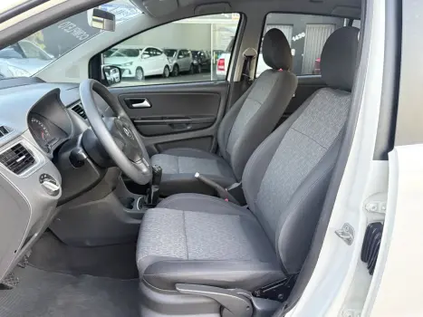 VOLKSWAGEN Fox 1.6 4P TREND FLEX, Foto 10