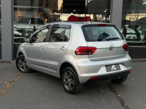 VOLKSWAGEN Fox 1.6 4P FLEX CONNECT I-MOTION AUTOMATIZADO, Foto 4