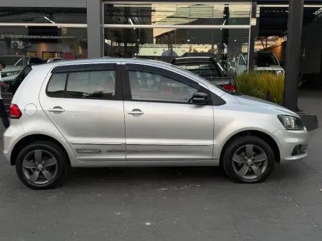 VOLKSWAGEN Fox 1.6 4P FLEX CONNECT I-MOTION AUTOMATIZADO, Foto 6