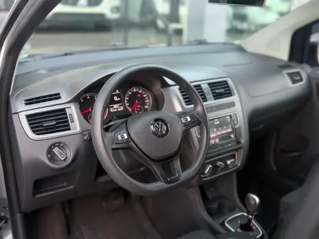 VOLKSWAGEN Fox 1.6 4P FLEX CONNECT I-MOTION AUTOMATIZADO, Foto 7