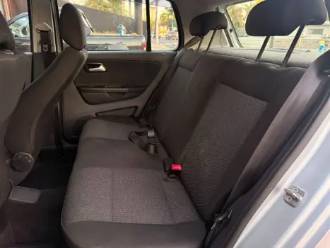 VOLKSWAGEN Fox 1.6 4P FLEX CONNECT I-MOTION AUTOMATIZADO, Foto 13