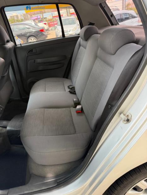 VOLKSWAGEN Fox 1.6 4P PLUS FLEX, Foto 11