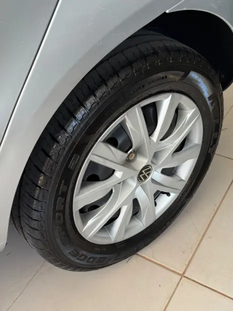 VOLKSWAGEN Fox 1.6 4P FLEX, Foto 3