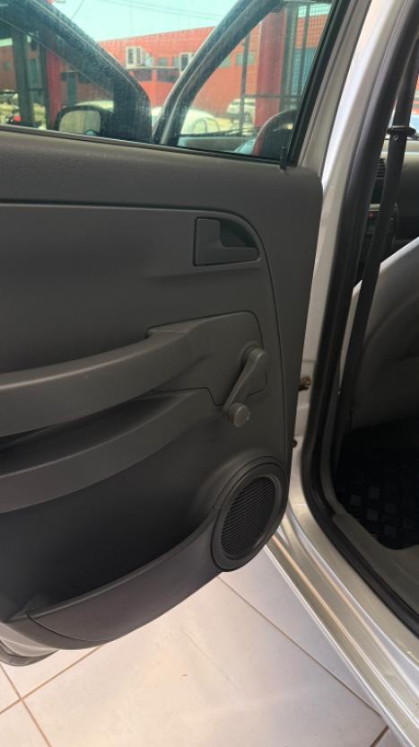 VOLKSWAGEN Fox 1.6 4P FLEX, Foto 12