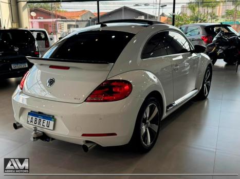 VOLKSWAGEN Fusca 2.0 16V TSI AUTOMÁTICO, Foto 4 VOLKSWAGEN Fusca 2.0 16V TSI AUTOMÁTICO, Foto 4