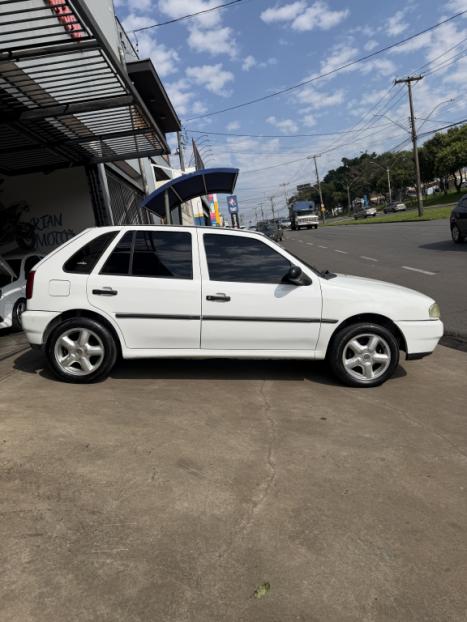 VOLKSWAGEN Gol 1.0 4P, Foto 2
