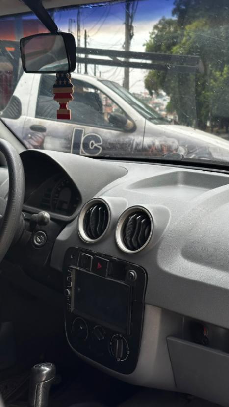 VOLKSWAGEN Gol 1.0, Foto 4