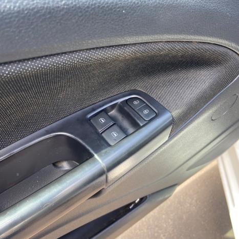 VOLKSWAGEN Gol 1.6 4P FLEX MSI, Foto 8