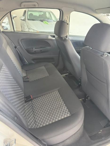 VOLKSWAGEN Gol 1.6 4P FLEX MSI COMFORTLINE, Foto 10