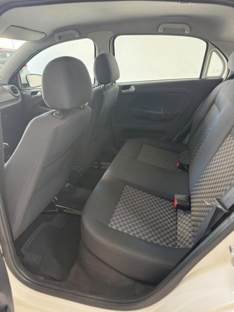 VOLKSWAGEN Gol 1.6 4P FLEX MSI COMFORTLINE, Foto 11