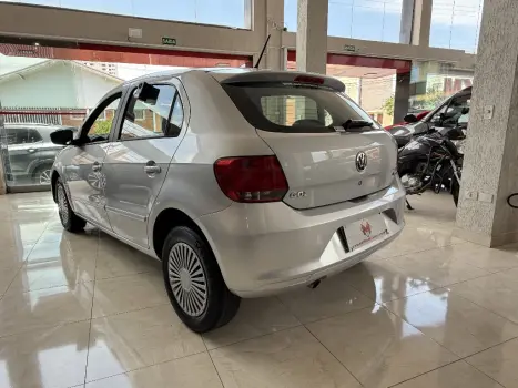 VOLKSWAGEN Gol 1.6 MI 4P, Foto 4