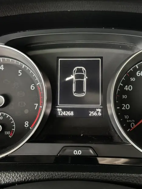 VOLKSWAGEN Golf 1.4 16V 4P TSI HIGHLINE AUTOM�TICO, Foto 9