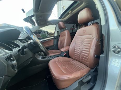 VOLKSWAGEN Golf 1.4 16V 4P TSI COMFORTLINE AUTOM�TICO, Foto 9