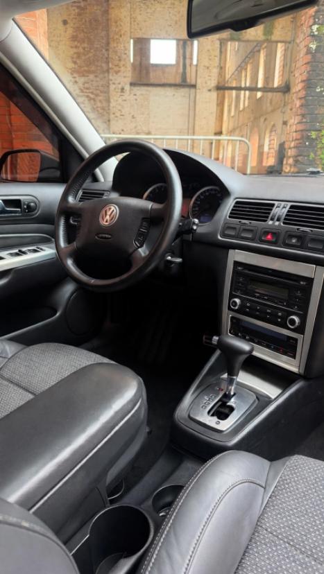 VOLKSWAGEN Golf 2.0 4P FLEX SPORTLINE AUTOMÁTICO, Foto 7
