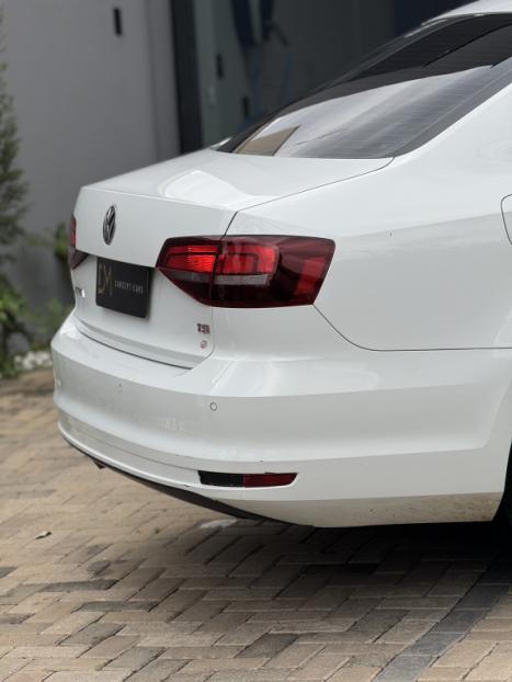 VOLKSWAGEN Jetta 1.4 16V 4P TSI CONFORTLINE AUTOMTICO, Foto 5
