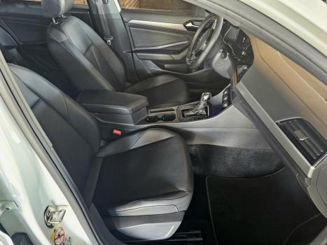 VOLKSWAGEN Jetta 1.4 4P 250 TSI R-LINE AUTOMTICO, Foto 9