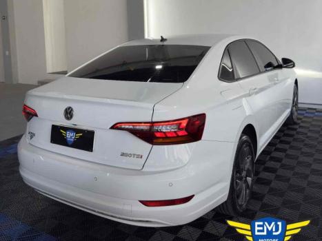 VOLKSWAGEN Jetta 1.4 4P 250 TSI TURBO COMFORTLINE AUTOM�TICO, Foto 6