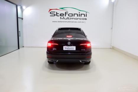 VOLKSWAGEN Jetta 1.4 4P 250 TSI R-LINE AUTOM�TICO, Foto 13