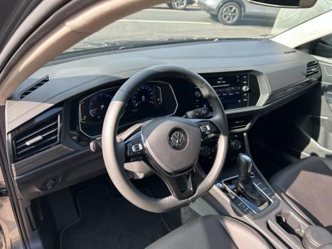 VOLKSWAGEN Jetta 1.4 4P 250 TSI TURBO COMFORTLINE AUTOM�TICO, Foto 8