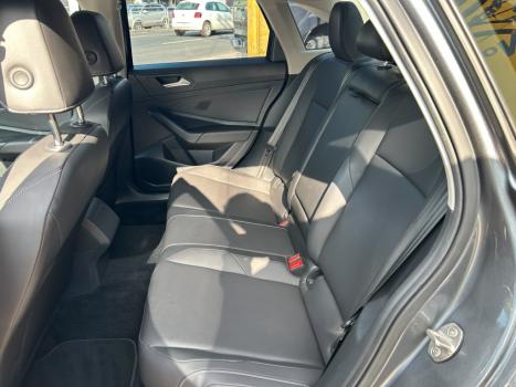 VOLKSWAGEN Jetta 1.4 4P 250 TSI TURBO COMFORTLINE AUTOM�TICO, Foto 12