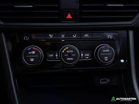 VOLKSWAGEN Jetta 1.4 4P 250 TSI R-LINE AUTOM�TICO, Foto 14