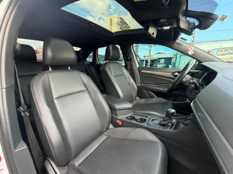 VOLKSWAGEN Jetta 1.4 4P 250 TSI R-LINE AUTOMÁTICO, Foto 13