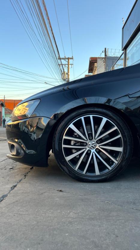 VOLKSWAGEN Jetta 2.0 4P TSI HIGHLINE 200 CV AUTOMÁTICO, Foto 4 VOLKSWAGEN Jetta 2.0 4P TSI HIGHLINE 200 CV AUTOMÁTICO, Foto 4