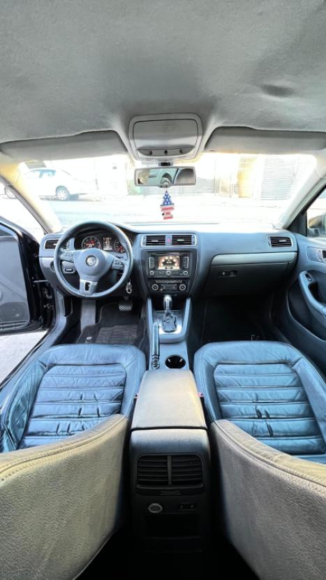 VOLKSWAGEN Jetta 2.0 4P TSI HIGHLINE 200 CV AUTOMÁTICO, Foto 5 VOLKSWAGEN Jetta 2.0 4P TSI HIGHLINE 200 CV AUTOMÁTICO, Foto 5