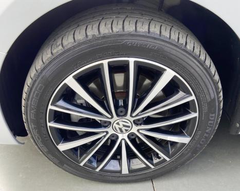 VOLKSWAGEN Jetta 2.0 4P TSI HIGHLINE 211 CV AUTOMTICO, Foto 10