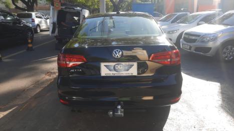 VOLKSWAGEN Jetta 2.0 4P CONFORTLINE FLEX, Foto 5 VOLKSWAGEN Jetta 2.0 4P CONFORTLINE FLEX, Foto 5