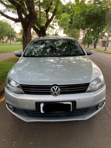 VOLKSWAGEN Jetta 2.0 4P FLEX CONFORTLINE TIPTRONIC AUTOMÁTICO, Foto 5 VOLKSWAGEN Jetta 2.0 4P FLEX CONFORTLINE TIPTRONIC AUTOMÁTICO, Foto 5
