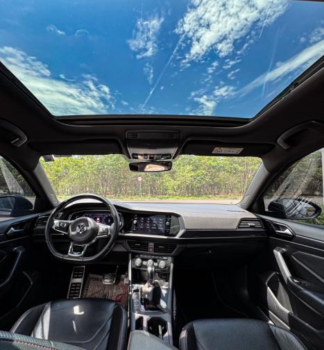 VOLKSWAGEN Jetta 2.0 4P 350 TSI GLI AUTOMÁTICO DSG, Foto 8 VOLKSWAGEN Jetta 2.0 4P 350 TSI GLI AUTOMÁTICO DSG, Foto 8