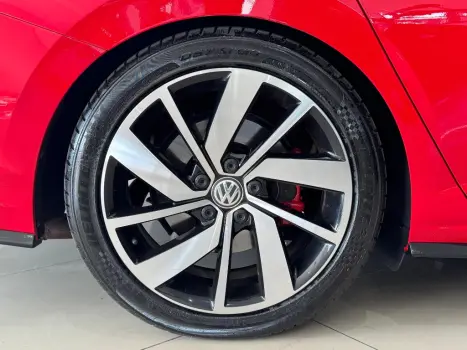 VOLKSWAGEN Jetta 2.0 4P 350 TSI GLI AUTOMÁTICO DSG, Foto 8 VOLKSWAGEN Jetta 2.0 4P 350 TSI GLI AUTOMÁTICO DSG, Foto 8