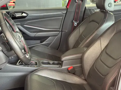 VOLKSWAGEN Jetta 2.0 4P 350 TSI GLI AUTOMÁTICO DSG, Foto 10 VOLKSWAGEN Jetta 2.0 4P 350 TSI GLI AUTOMÁTICO DSG, Foto 10