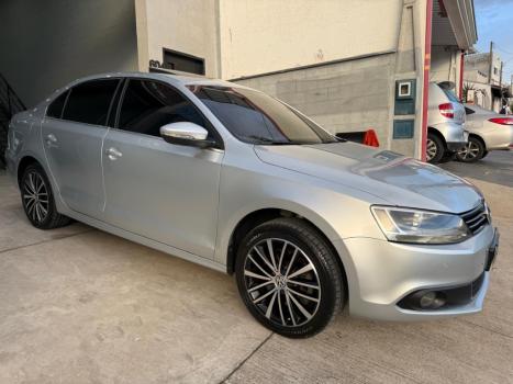 VOLKSWAGEN Jetta 2.0 4P TSI HIGHLINE 200 CV AUTOM�TICO, Foto 3