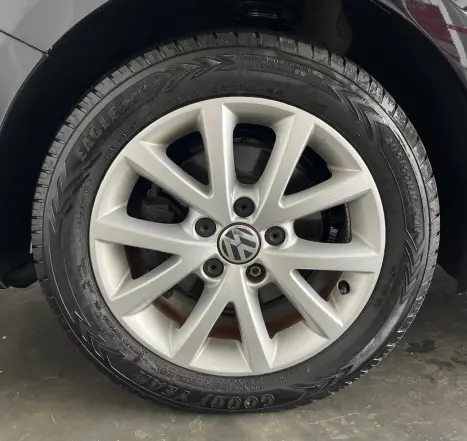 VOLKSWAGEN Jetta 2.0 4P COMFORTLINE TIPTRONIC AUTOM�TICO, Foto 11