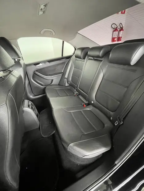 VOLKSWAGEN Jetta 2.0 4P COMFORTLINE TIPTRONIC AUTOM�TICO, Foto 20