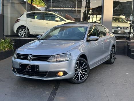 VOLKSWAGEN Jetta 2.0 4P TSI HIGHLINE 200 CV AUTOM�TICO, Foto 1