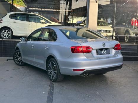 VOLKSWAGEN Jetta 2.0 4P TSI HIGHLINE 200 CV AUTOM�TICO, Foto 4