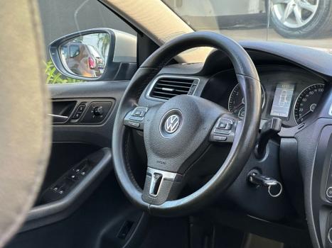 VOLKSWAGEN Jetta 2.0 4P TSI HIGHLINE 200 CV AUTOM�TICO, Foto 7