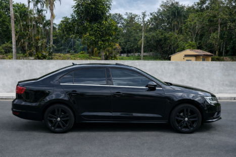 VOLKSWAGEN Jetta 2.0 4P TSI HIGHLINE 211 CV AUTOM�TICO, Foto 4